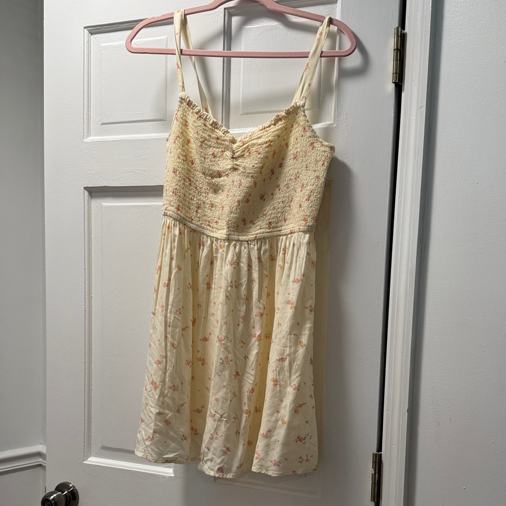 American Eagle Outfitters Cream Floral Dress